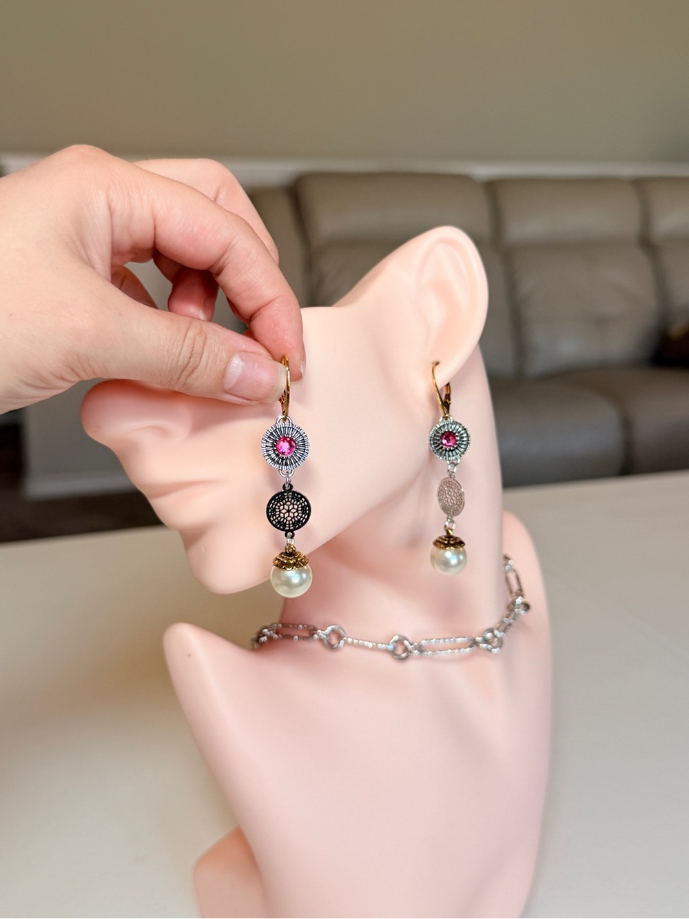 Elegant Multi-Tone Pearl Drop Earrings with Ruby Accent - Picture 11 of 17